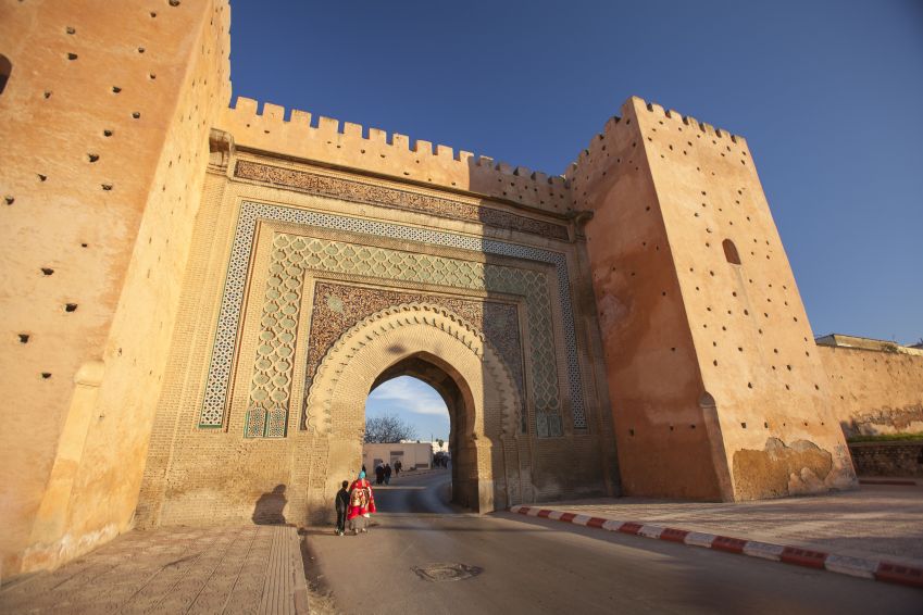 Portão da cidade imperial de Meknes, Marrocos / Getty Images