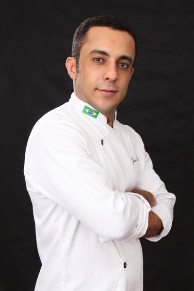 Chef Junior Torres