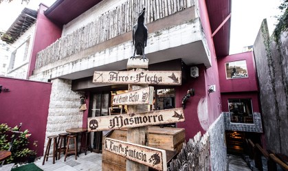 Hora do lanche: top 5 hamburguerias temáticas em São Paulo