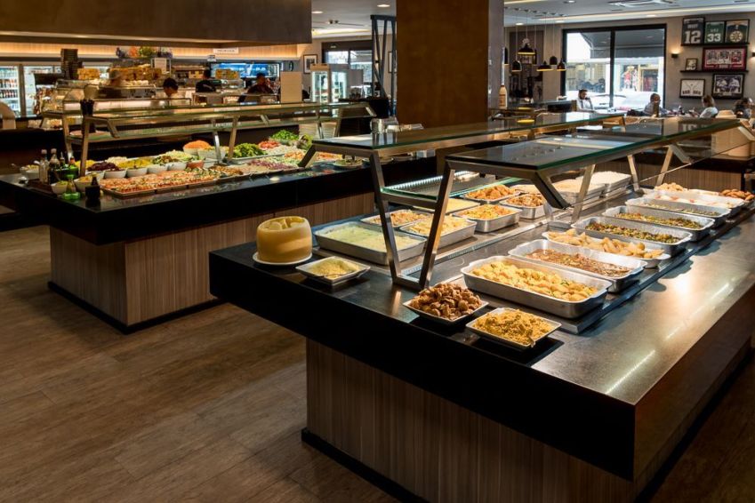 Boston Bakery oferece extenso cardápio 24h por dia, além de buffets completos de café da manhã e almoço / Reprodução site