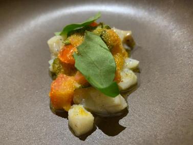 Bacalhau com bottarga homemade e azedinha do Fame Osteria