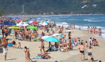 Com pandemia, brasileiros viajam para destinos mais próximos, diz pesquisa