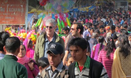Bourdain se maravilhou com as cores e comida da região mais vegetariana da Índia