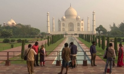 Índia: Após 6 meses fechado, Taj Mahal é reaberto com limitação de público
