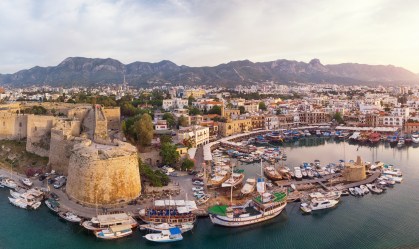 Conheça os destinos abertos a viajantes vacinados contra a Covid-19