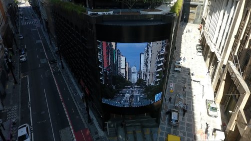 Painel eletrônico no centro de São Paulo