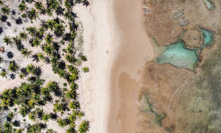 Piscinas naturais em Taipu de Fora