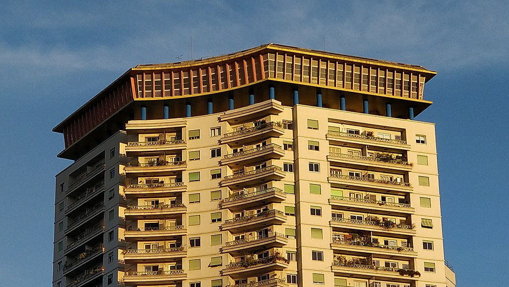Edificio_Viadutos,_ Jcornelius_Wikimedia Commons
