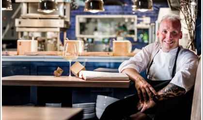 Conheça o Evvai, estrelado restaurante da capital paulista, e seu jovem chef Luiz Filipe