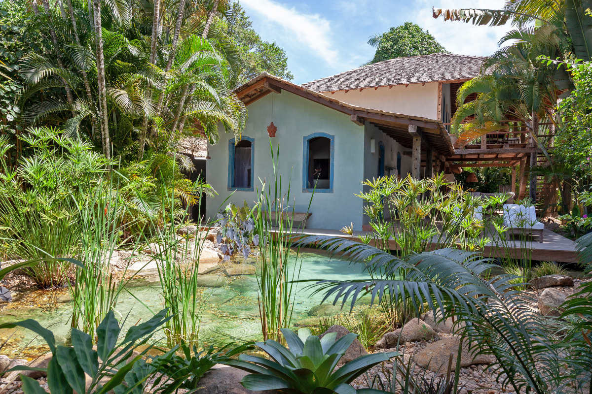 casa do lago uxua trancoso