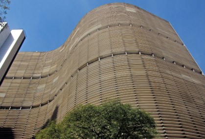 Localizado no centro de São Paulo, o Edifício Copan reabre visitas ao público