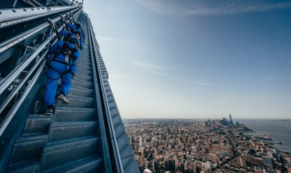 Arranha-céu em Nova York oferece escalada a mais de 100 andares acima do chão