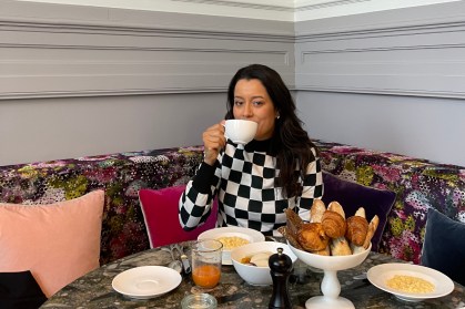 daniela hotel yndo cafe