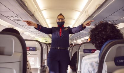 Vai viajar de avião no fim do ano? Confira dicas para evitar contratempos