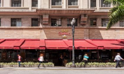 Contra incerteza da retomada, bares e restaurantes buscam alternativas