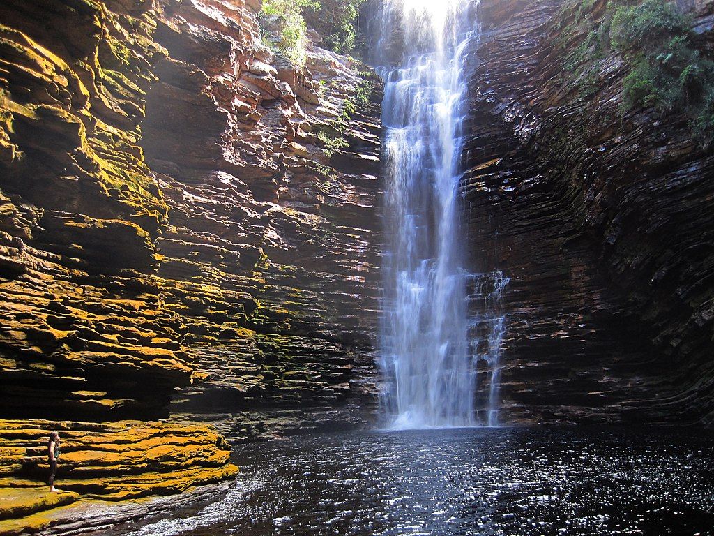 Cachoeira do Buracão, na Chapada Diamantina, é uma das mais belas quedas d’água da região • Wikimedia Commons
