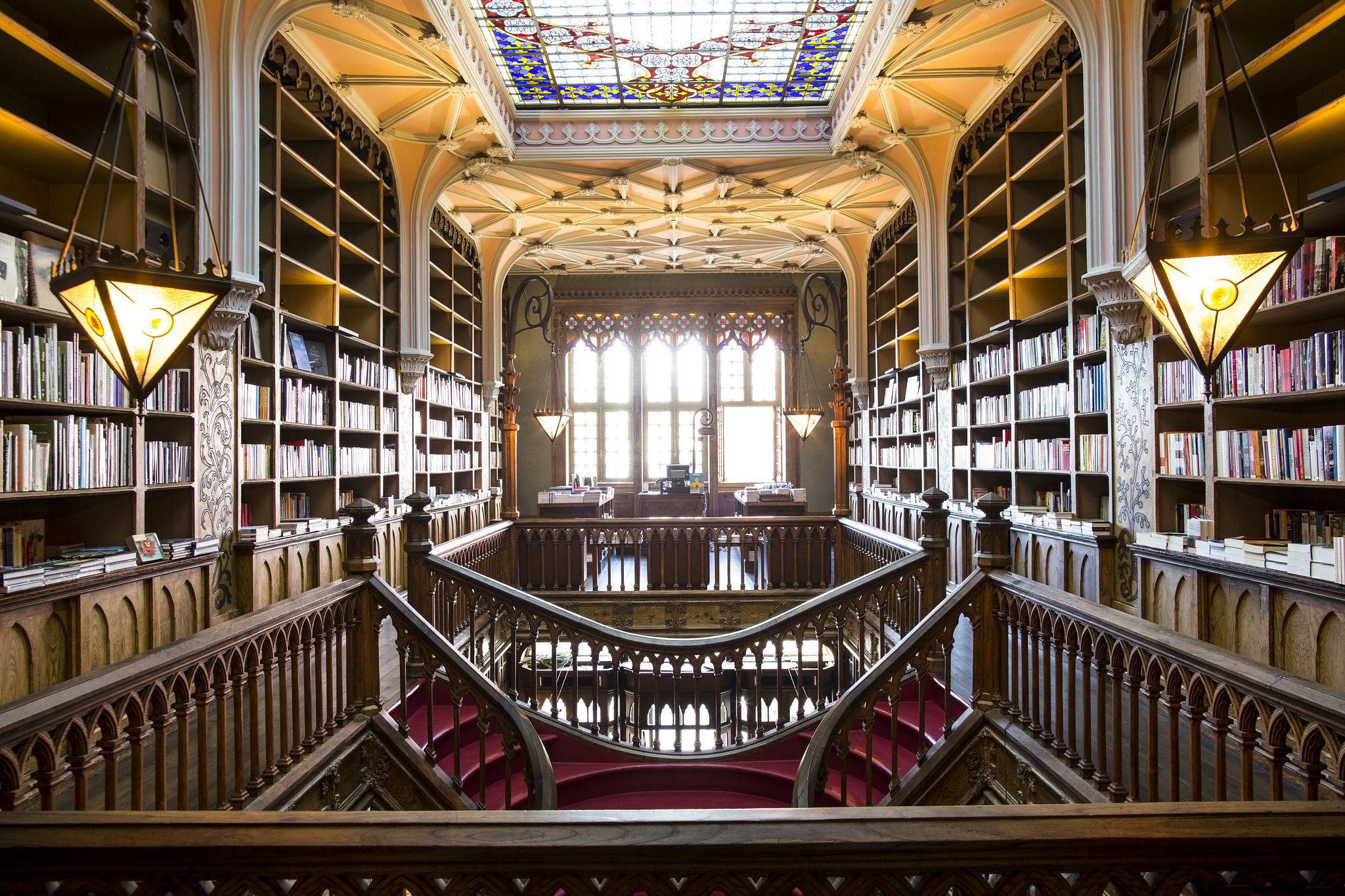 livraria lello piso superior