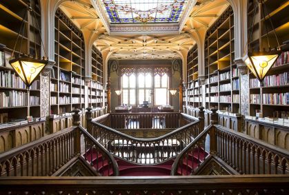 Conheça as livrarias mais buscadas do mundo em 2025, da Argentina ao Japão