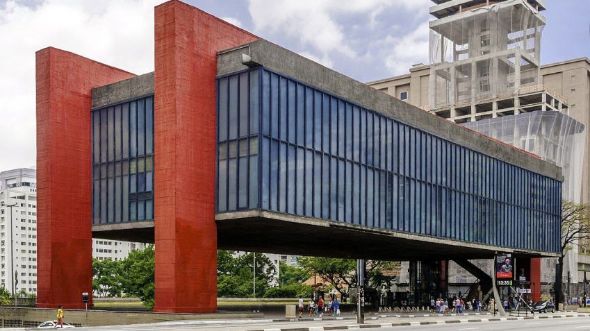O Masp é muito apreciado por suas exposições, mas também por seu prédio, assinado por Lina Bo Bardi • Divulgação