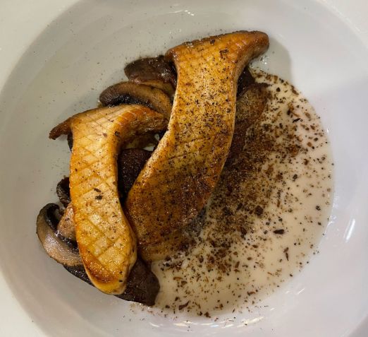 Cogumelos Cacio e Pepe do Sult / Daniela Filomeno