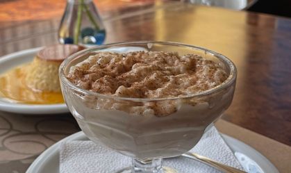 Aprenda a fazer um delicioso arroz doce com raspas de limão siciliano