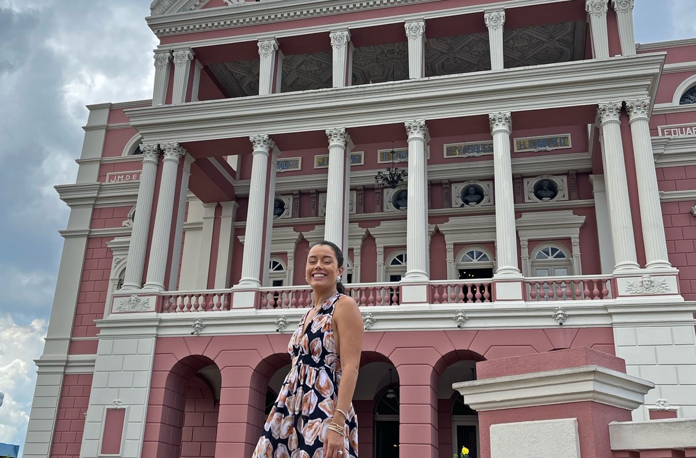 dani filomeno teatro amazonas
