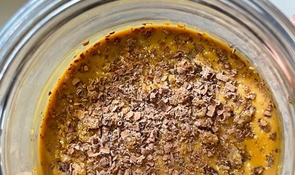 Aprenda a fazer o doce de leite mineiro, com farofa de canela e raspas de chocolate