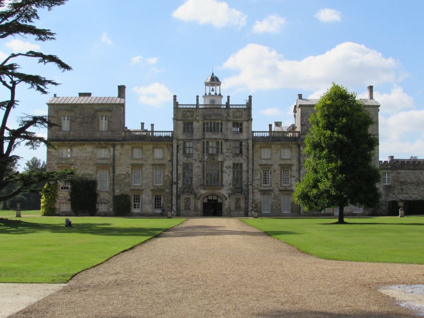 Wilton House é um grande palácio rural do século 16 próximo a Salisbury, no condado de Wiltshire / Michael Day/flickr