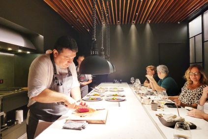Chef Rafael Costa e Silva em ação no Lasai