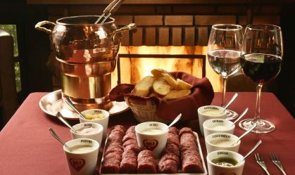 Chalezinho, tradicional restaurante de fondue, abre as portas em Campos do Jordão