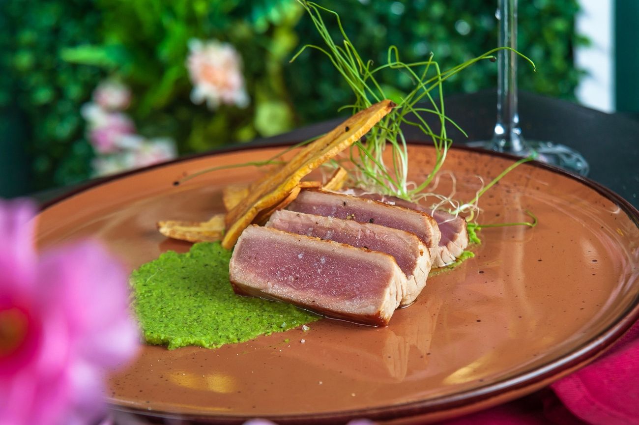 Bottega Gastrobar atum selado com c