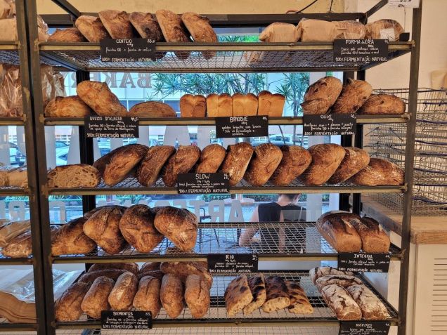 Slow Bakery faz sucesso com pães artesanais pelo Rio de Janeiro / Fabio Wright