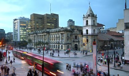 Porta de entrada da Colômbia, Bogotá surpreende com sua cultura, culinária e história