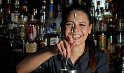 Onde os bartenders bebem? Com Cris Negreiros, do Carrasco Bar, em São Paulo