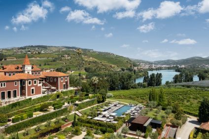Vista aérea do Six Senses Douro Valley
