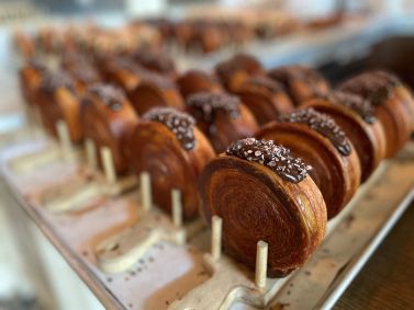 cronut croissant