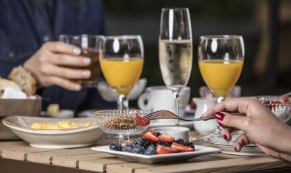Confeitaria Dama passa a servir brunch diariamente na unidade de Pinheiros
