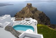 Os hotéis localizados em penhascos mais deslumbrantes do mundo