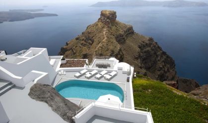 Os hotéis localizados em penhascos mais deslumbrantes do mundo