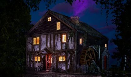 Airbnb recria a casa assustadora do filme "Abracadabra"