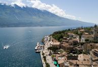 Limone Sul Garda: Vila italiana esconde segredo de “elixir” da vida saudável