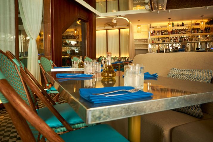 Ambiente do Èze Restaurante / Divulgação