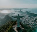 Brasil alcança 94% de satisfação entre turistas estrangeiros, diz pesquisa