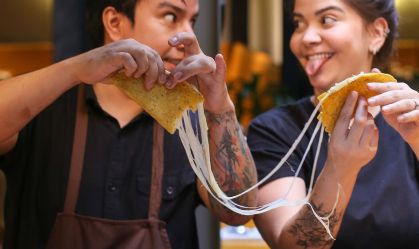 Fiesta no mexicano Metzi: casa celebra três anos com jantar a seis mãos com chef Jonatán Gómez Luna Torres