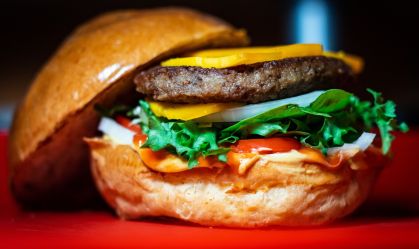Burger Tour traz workshops, palestras e debates sobre o setor de hambúrguer a São Paulo