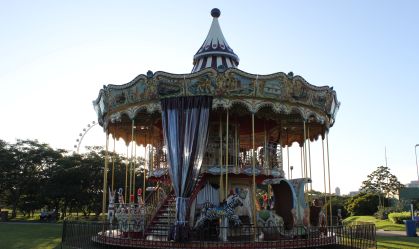Famoso carrossel parisiense chega a São Paulo como atração no Parque Villa-Lobos