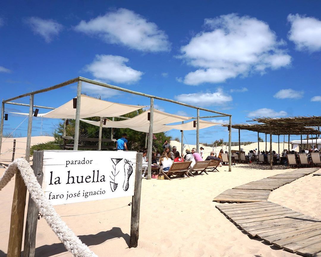 Restaurantes pé na areia e festas arrojadas agitam Punta del Este na  temporada | CNN Brasil V&G