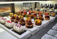 Com doces 100% autorais, Pastry Lab eleva o nível da confeitaria em Curitiba