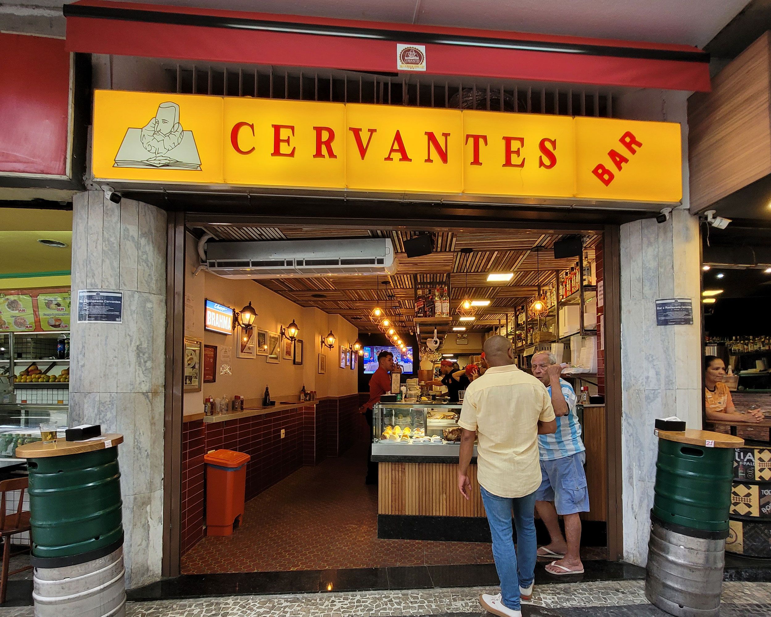 cervantes-bar