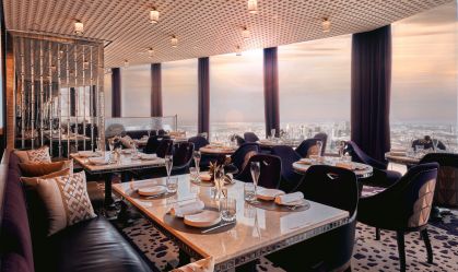 Localizado no 122º andar, a 422 metros do chão, restaurante mais alto do mundo reabre em Dubai